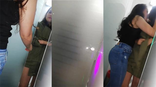 Young Bengaluru Girls Ke Beech Washroom Mein Hua Lesbian Sex